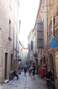 échoppes haut rue de la Foire