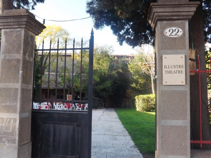 entrée illustre théâtre
