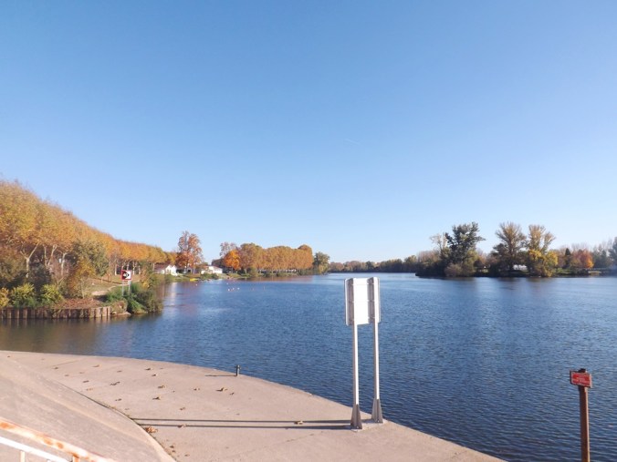 bord du tarn pres de l'uvarium de moissac