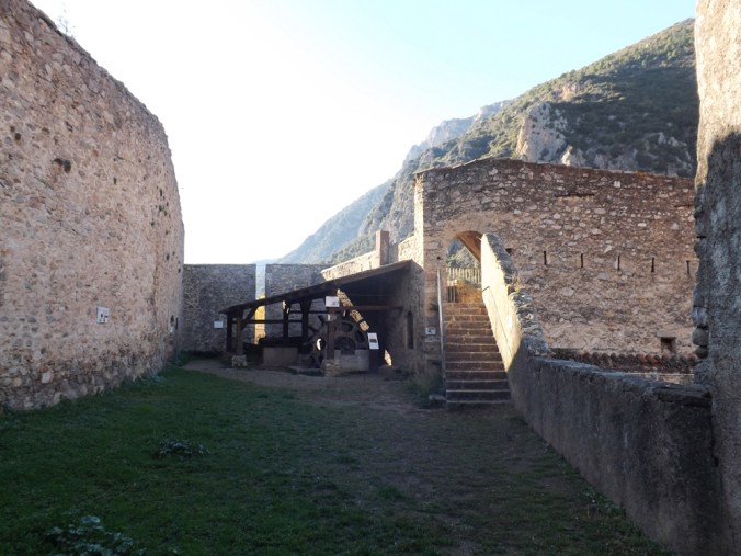 cour de la forge remparts villefranche de conflent