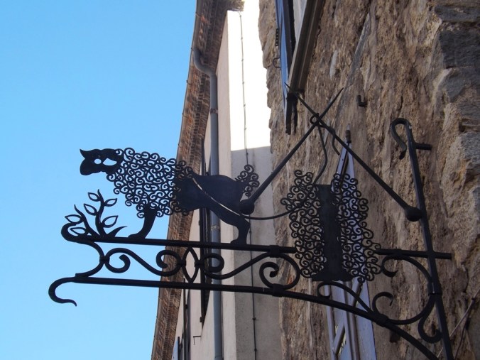 enseigne fer forgé mouton villefranche de conflent