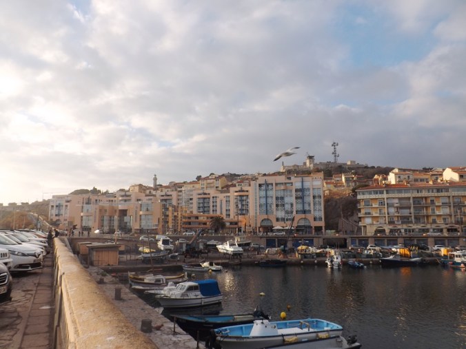 le mont st clair vu depuis le mole saint louis
