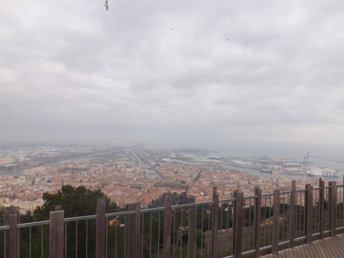 le port et la ville depuis le panoramique de sete