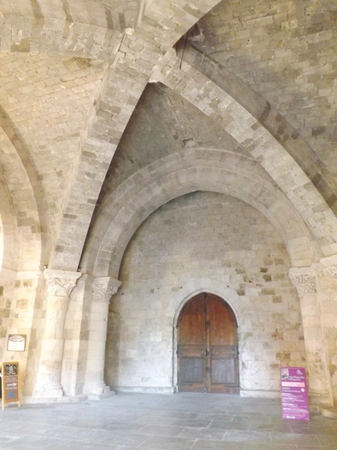 niveau inférieur du clocher-porche de l'abbaye st pierre a moissac