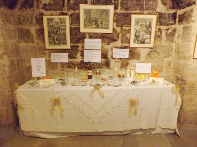 table décoree noel occitan expo pezenas si noel m'etait conte