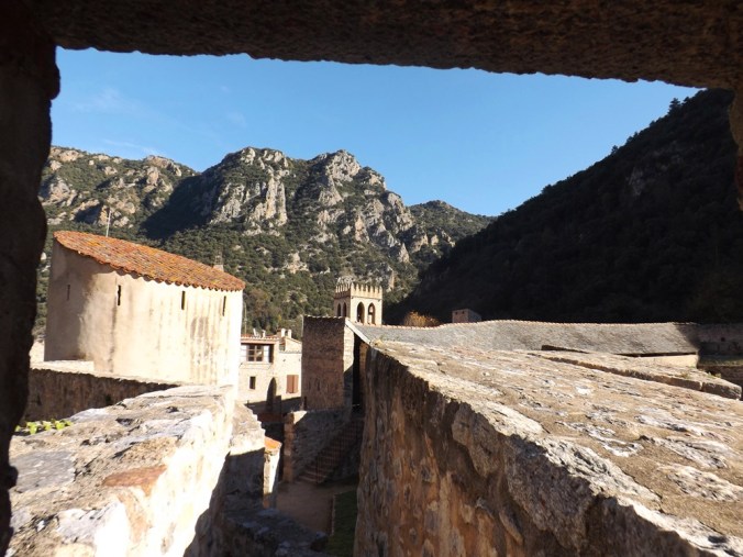 vue depuis les fortifications de villefranche de conflent
