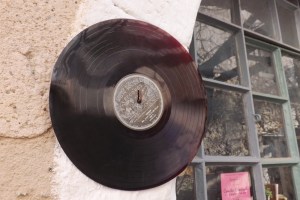 dique vinyl villeneuvette