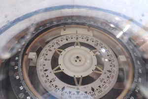 boussolle voilier polonais escale a sete