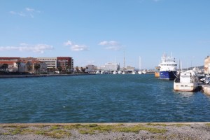 de l'autre cote du pont mobile a sete