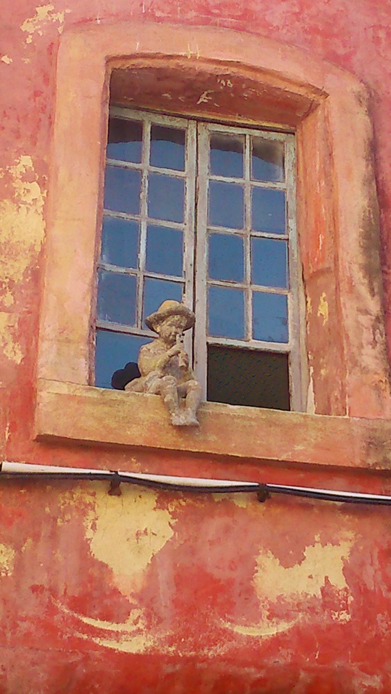 facade galerie d'art l'isle sur sorgue