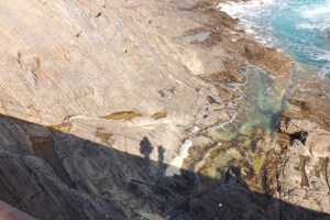 ombre sur les rochers jetee de collioure