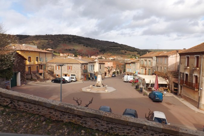 place du village d'octon