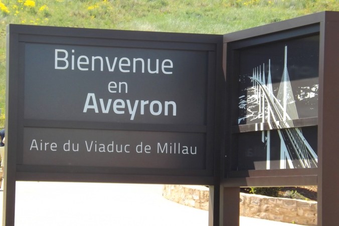 aire du viaduc de millau