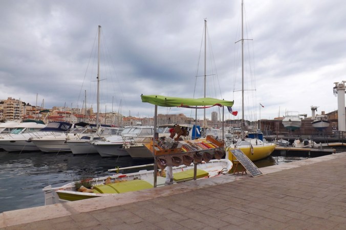 marchand de savons vieux port marseille