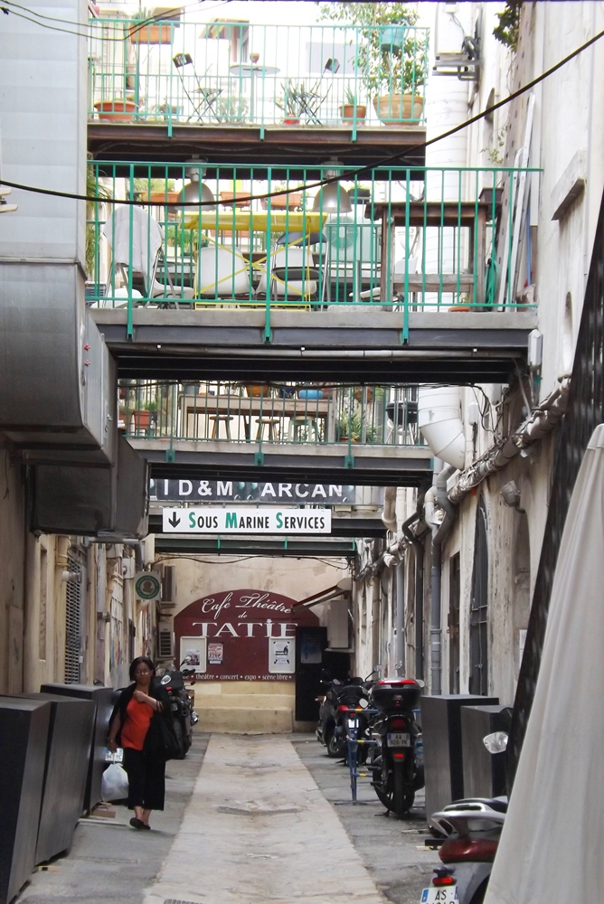 passage vieux port marseille