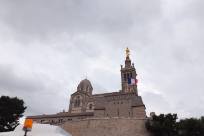 au pied de la bonne mere a marseille