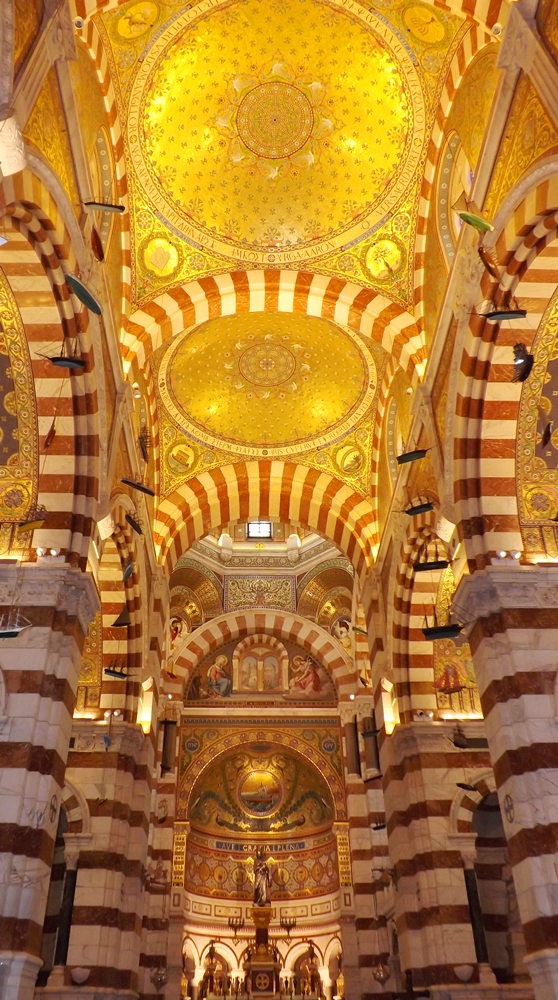 notre dame interieur