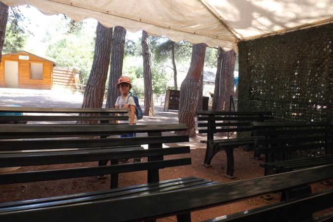 tente du film musee parc dinosaures meze