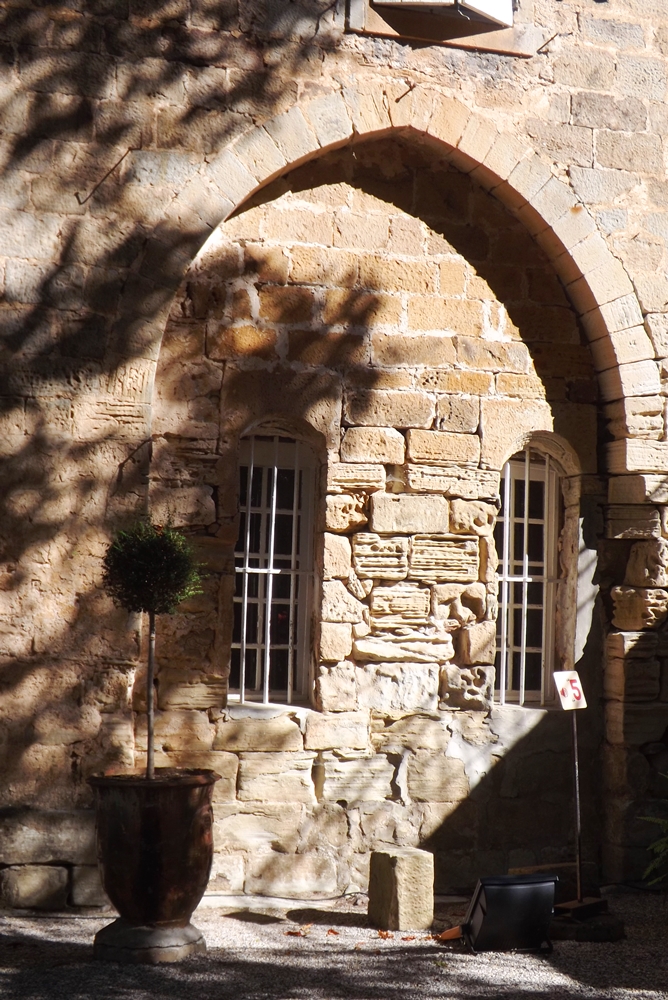 detail-facade-prieure-st-michel
