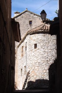 maison-et-echelle-en-bois-hameau-de-navacelles