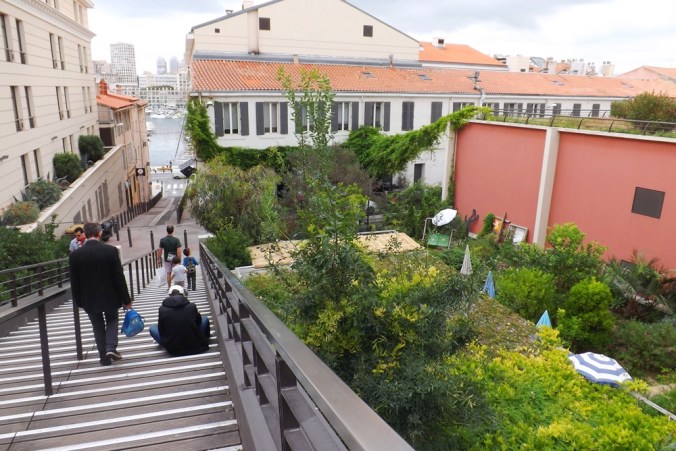 passerelle-et-resto-marseille
