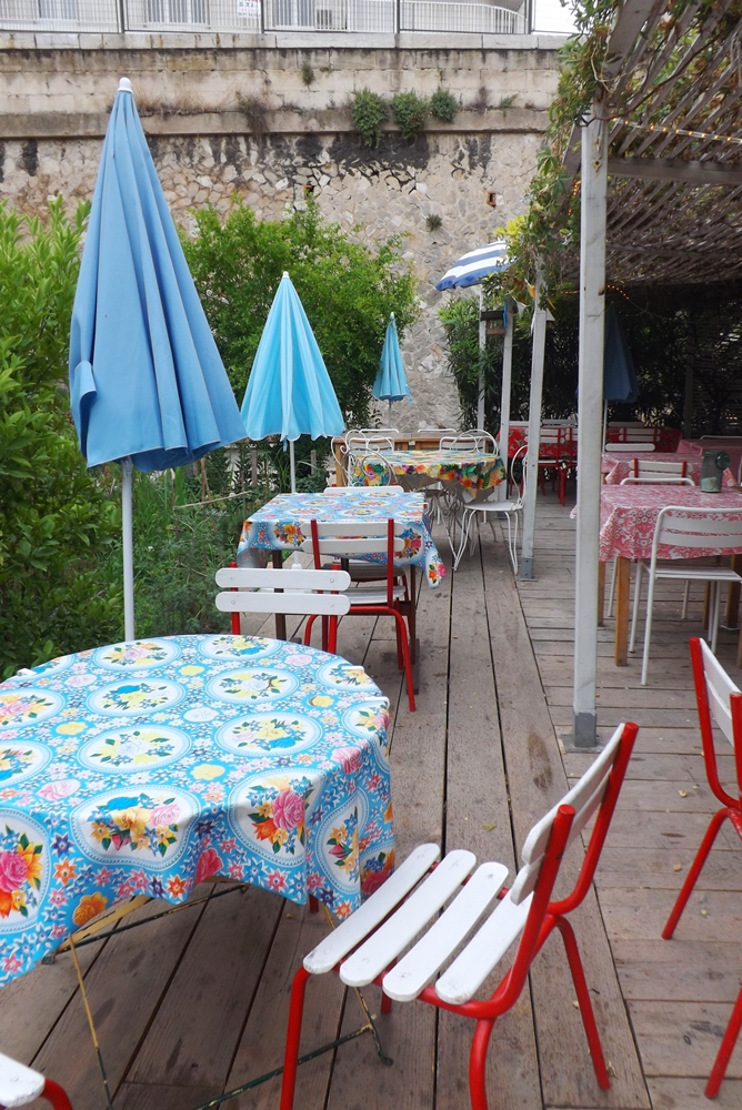 terrasse-resto-la-passarelle-marseille