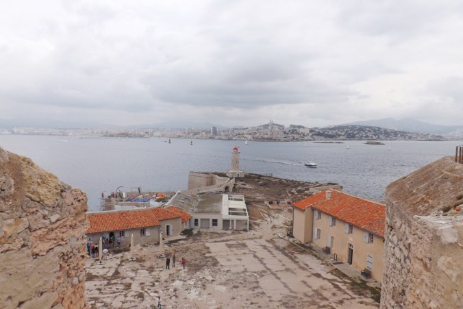 vue-du-haut-de-la-tour-du-chateau-dif-marseille