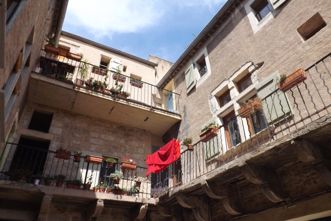 cour-hotel-du-bat-dargent-pezenas