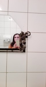 isabelle toilettes les marronniers