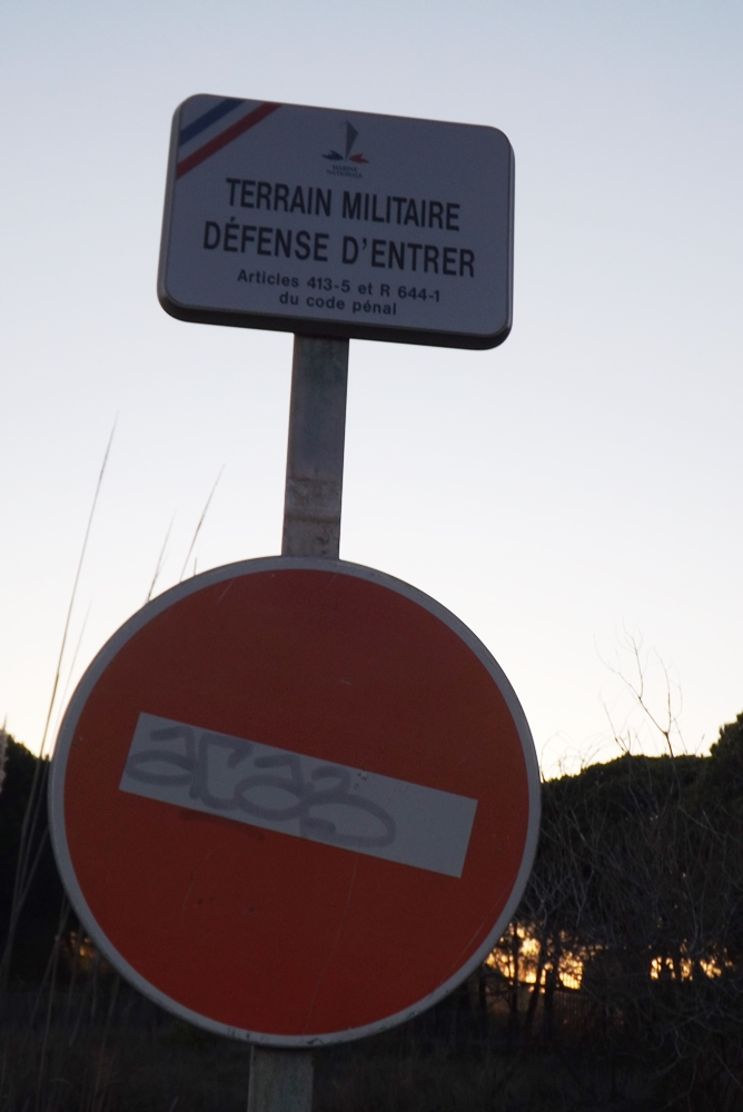 terrian-militaire-espiguette-le-phare